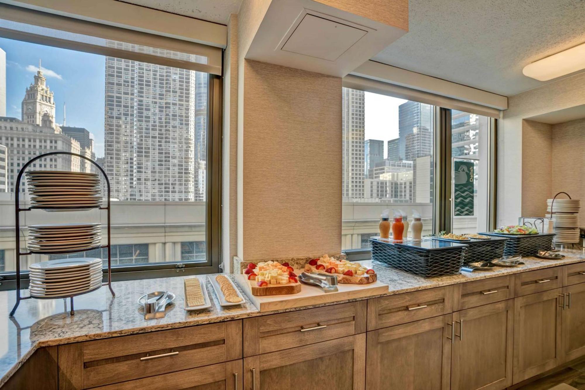 Homewood Suites By Hilton Chicago Downtown Exterior foto